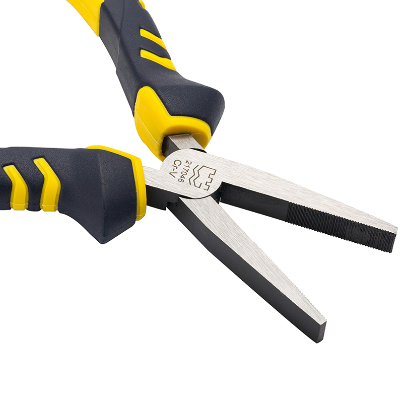 Great Wall Professional Cr-V European-Style Polished Long Flat Nose Pliers